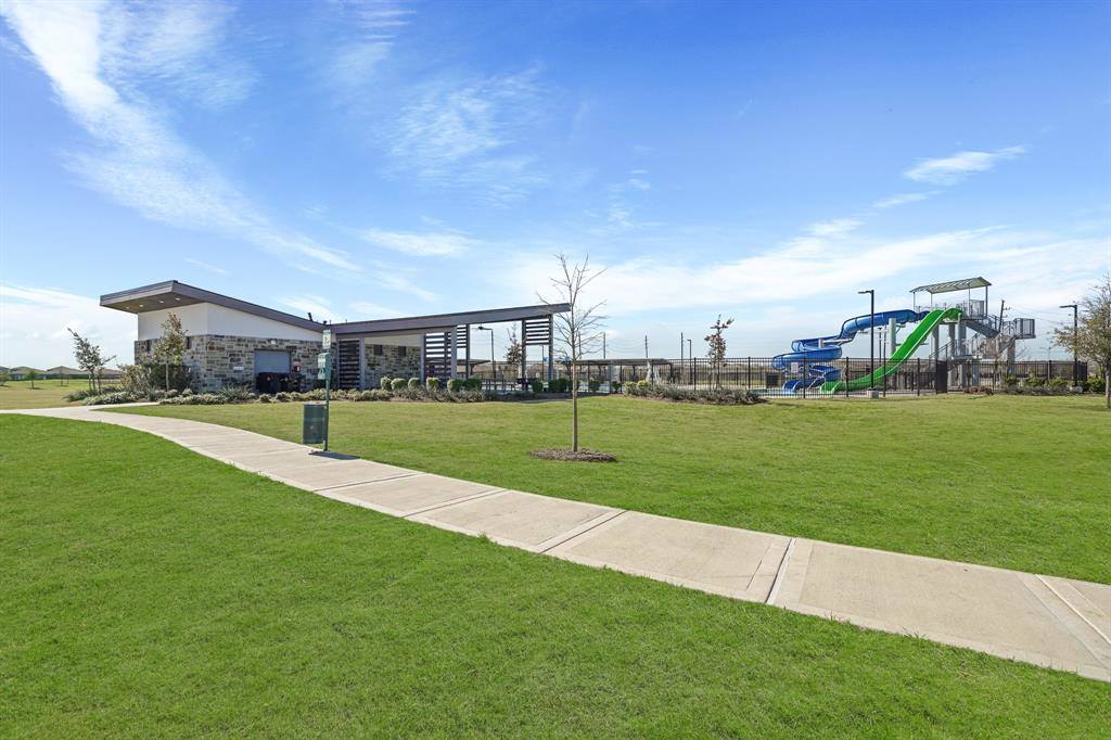 7903 Suffolk Valley Lane, Rosharon, TX 77583