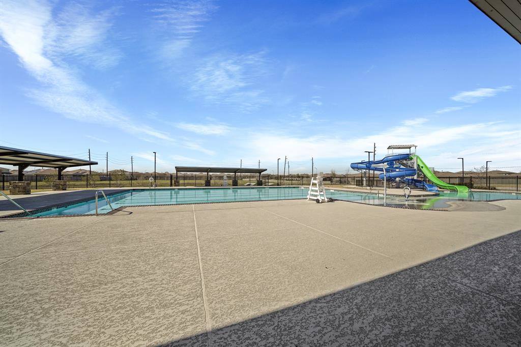 7903 Suffolk Valley Lane, Rosharon, TX 77583