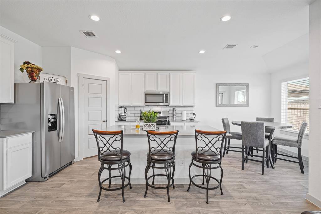 7903 Suffolk Valley Lane, Rosharon, TX 77583