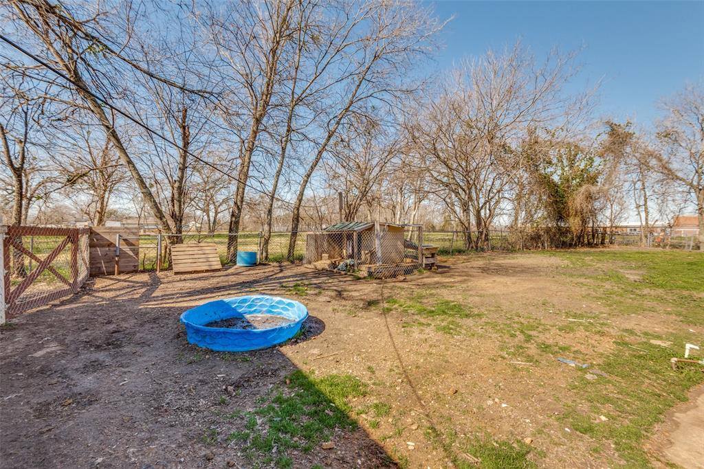 607 East 8th Street, Kemp, TX 75143