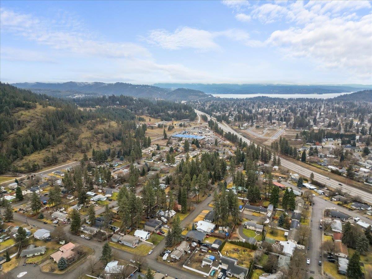 2124 N 12th St, Coeur d' Alene, ID 83814