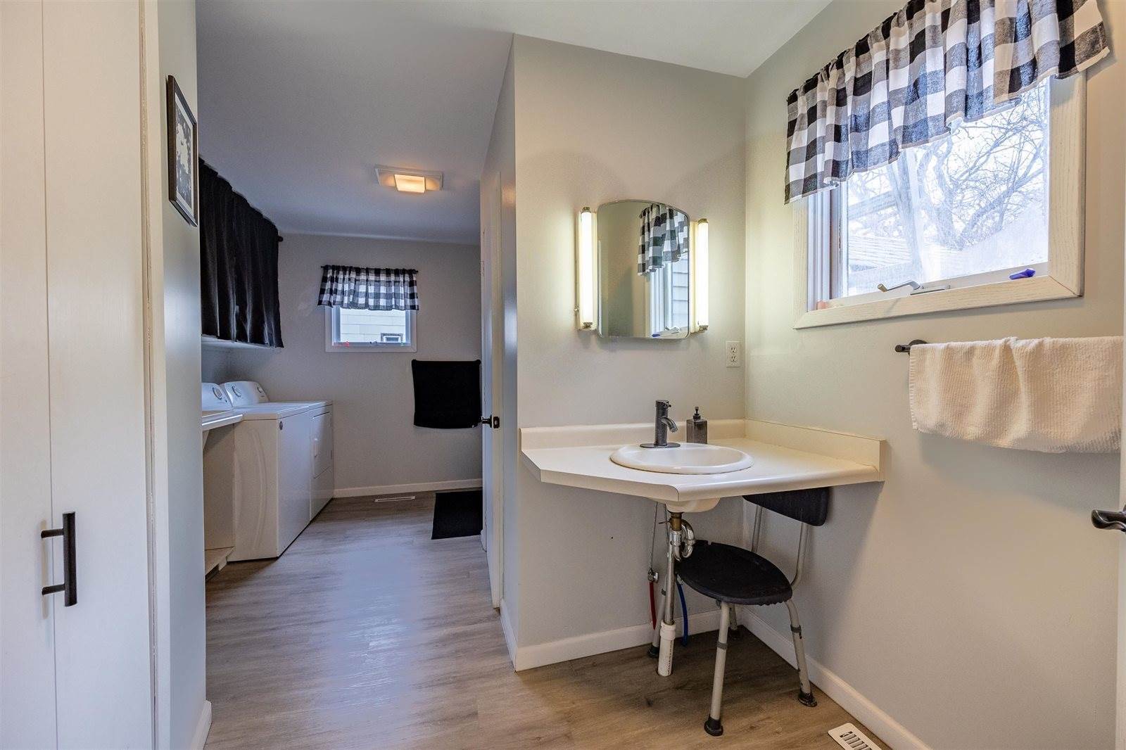 404 N Jefferson Street, Hancock, WI 54943