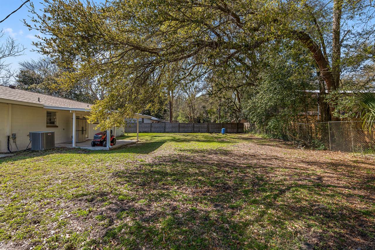 2101 NE 79TH Place, Ocala, FL 34479