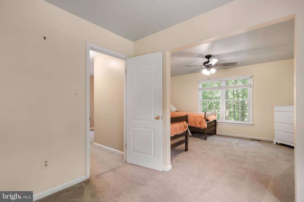 3608 North Red Oak Lane, Delaplane, VA 20144