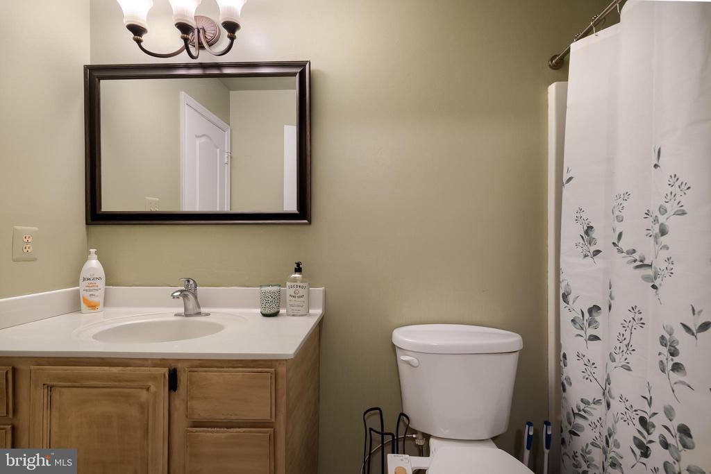 3608 North Red Oak Lane, Delaplane, VA 20144