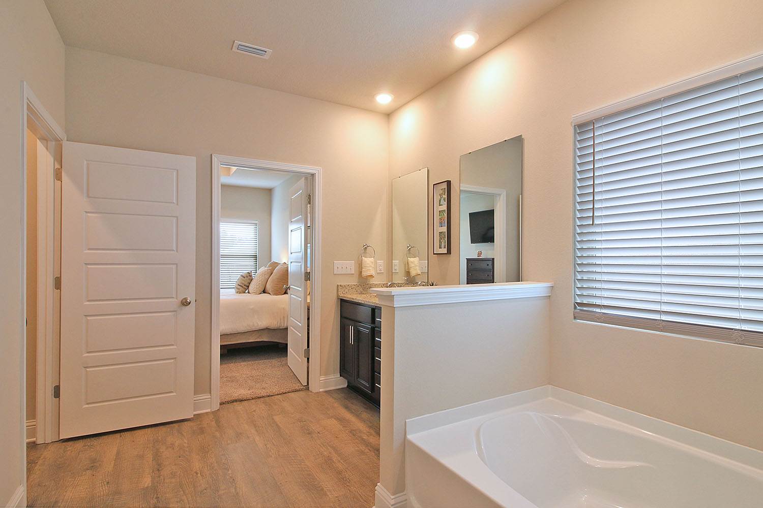 15232 Windmill Ridge Parkway, D'Iberville, MS 39540