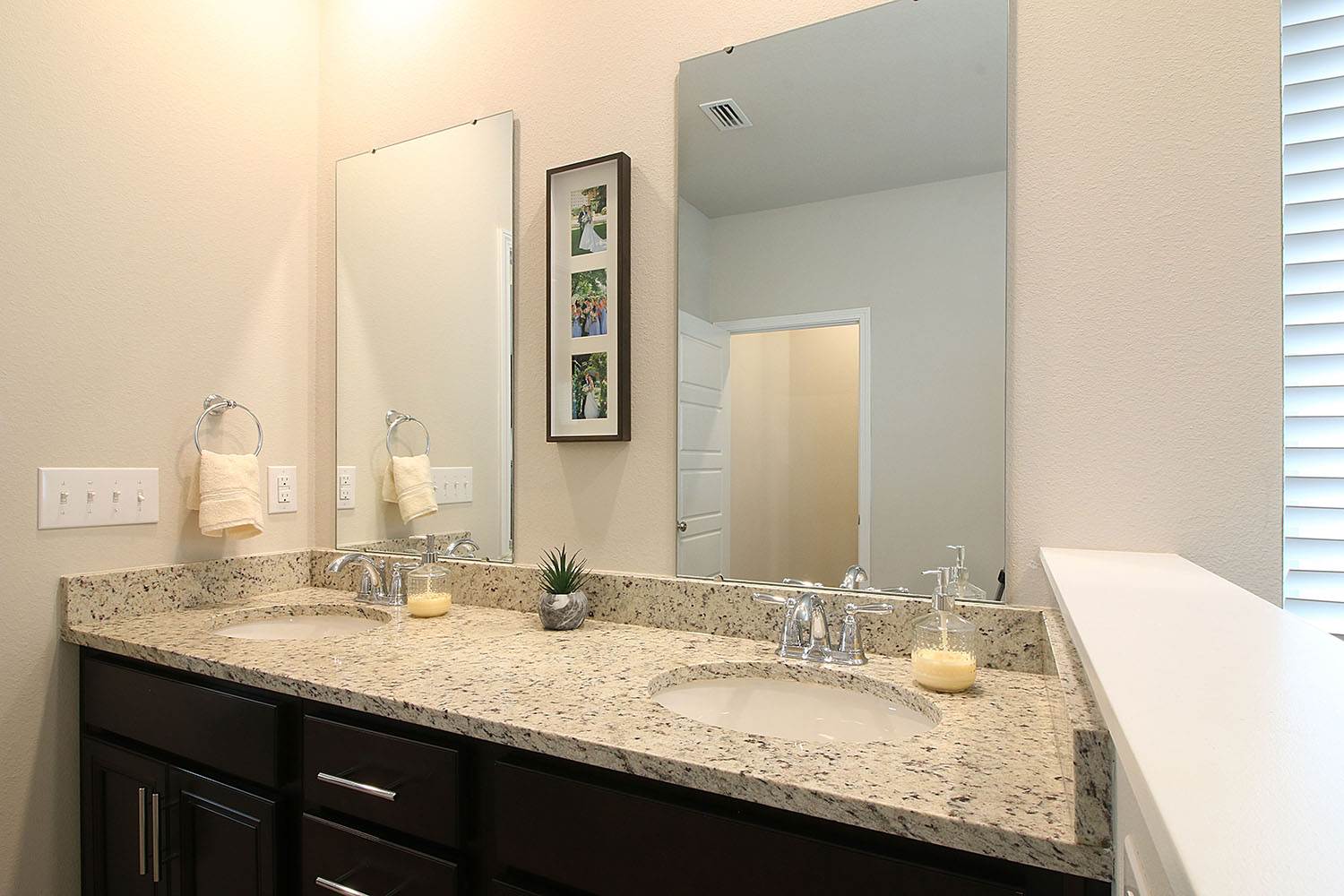 15232 Windmill Ridge Parkway, D'Iberville, MS 39540