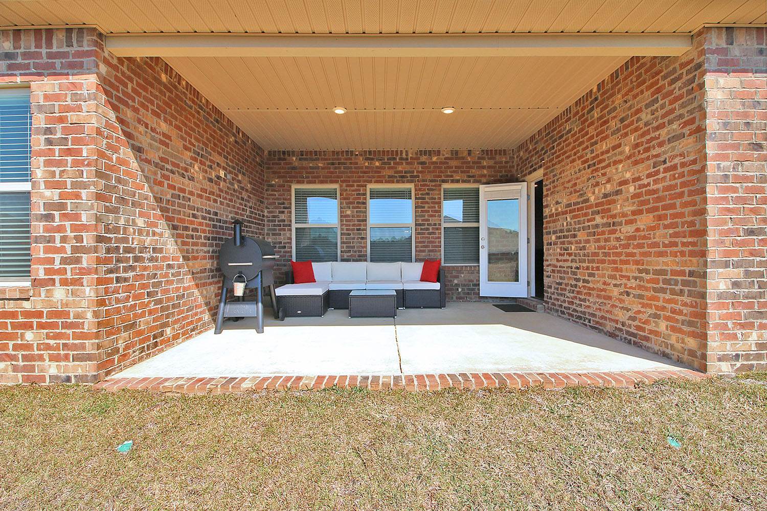 15232 Windmill Ridge Parkway, D'Iberville, MS 39540
