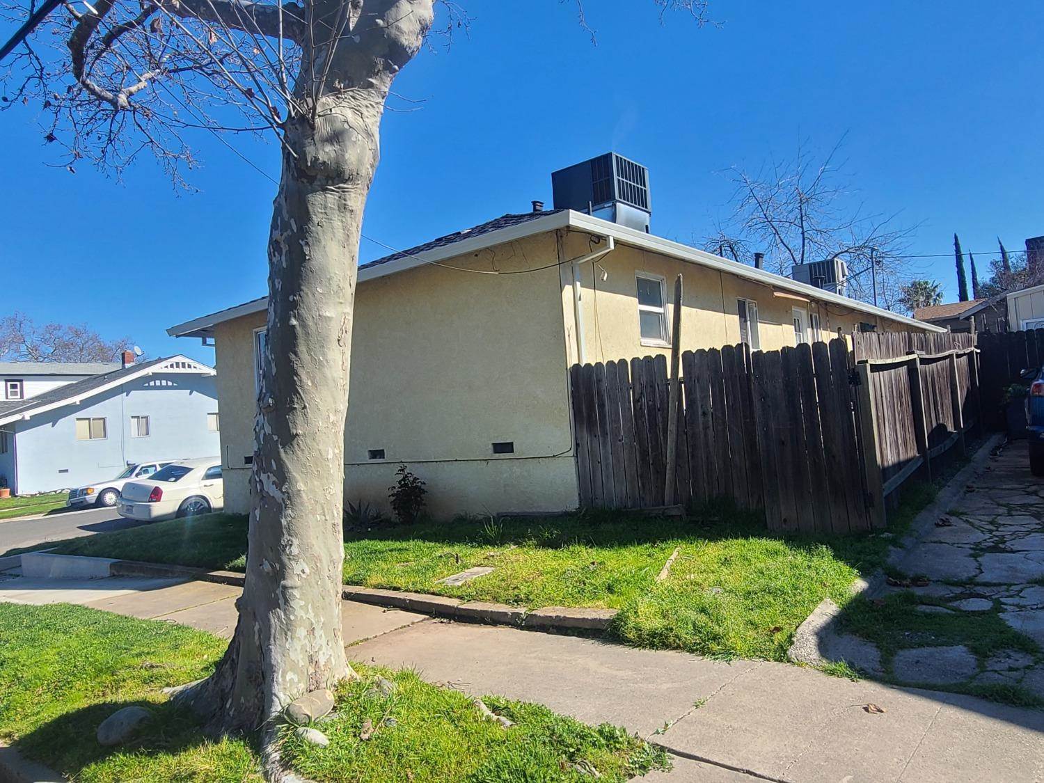 121 123 Pleasant Street, Roseville, CA 95678