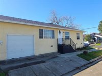 121 123 Pleasant Street, Roseville, CA 95678