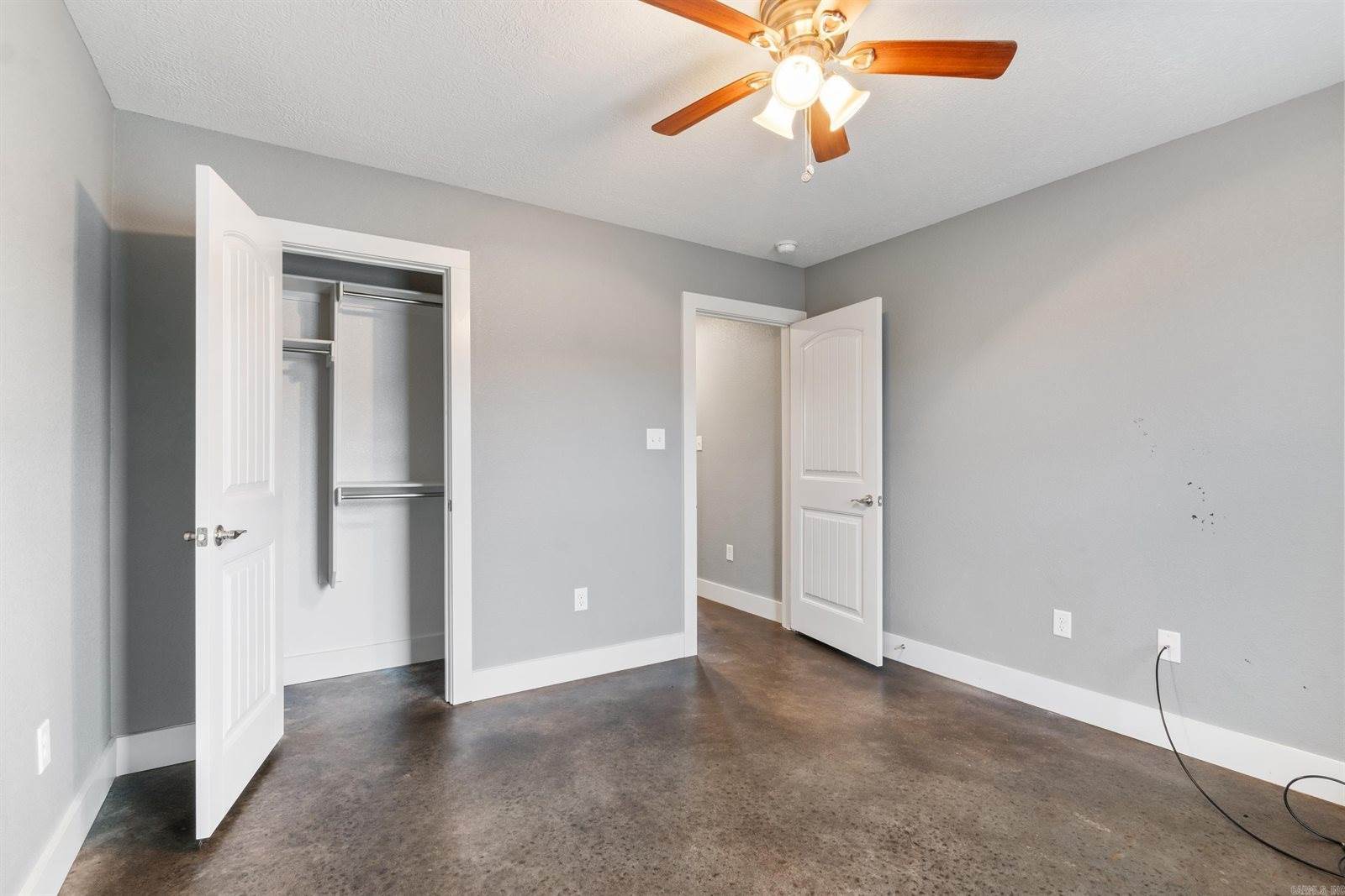 22 Clover Ridge Road, Vilonia, AR 72173