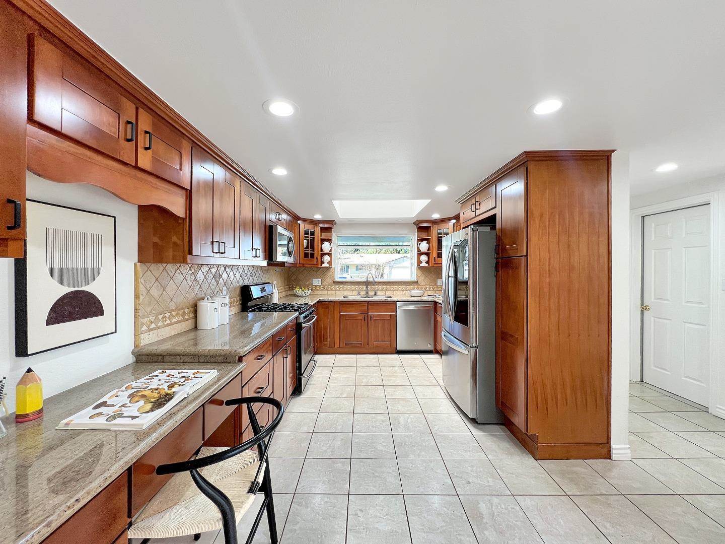 1216 Monica LN, San Jose, CA 95128