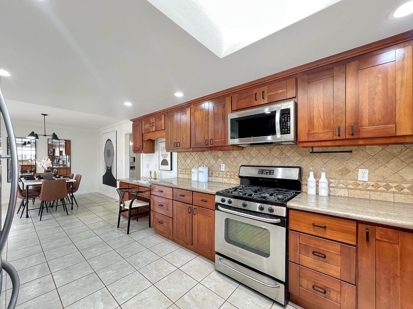 1216 Monica LN, San Jose, CA 95128