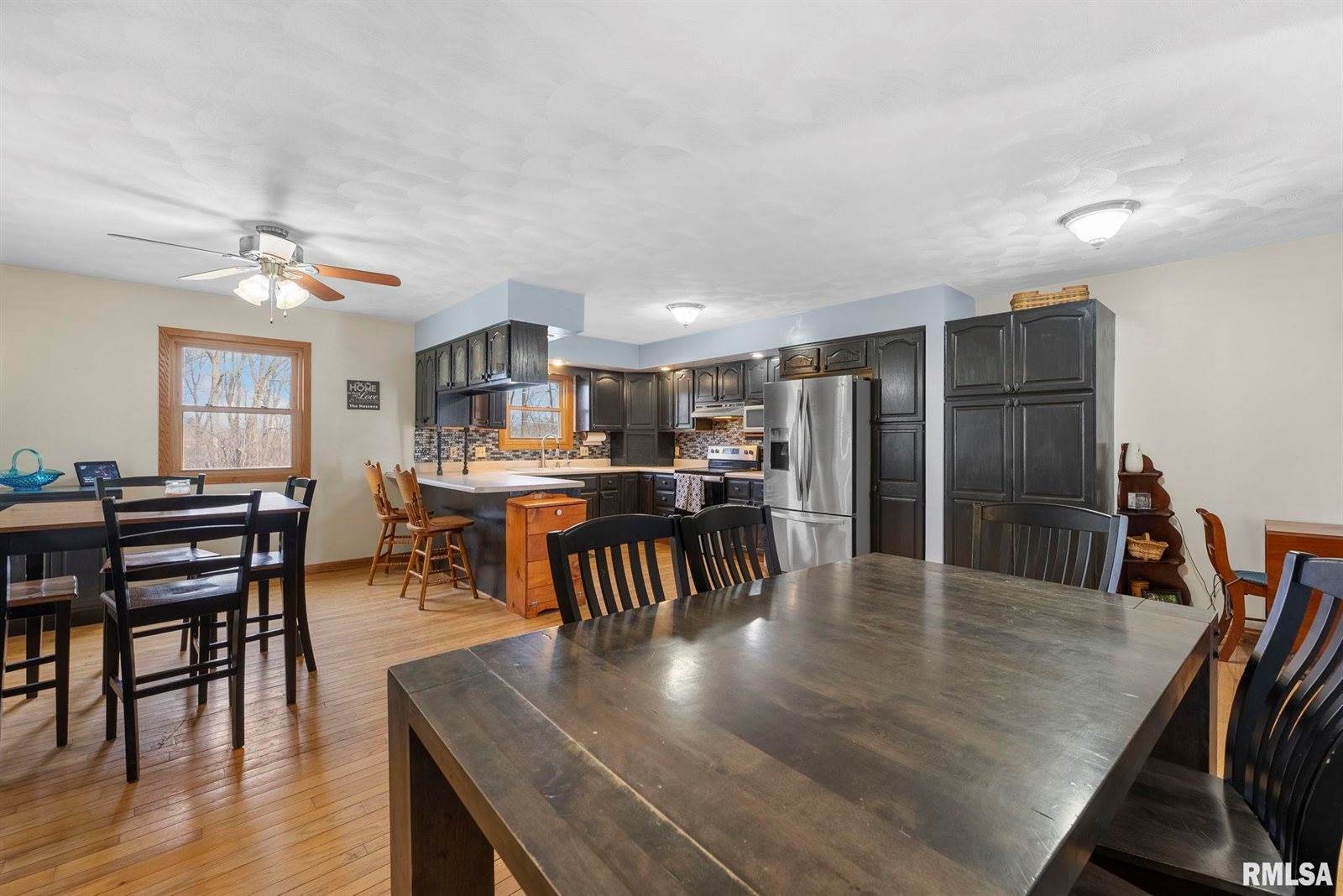 14 Crestview Drive, Geneseo, IL 61254