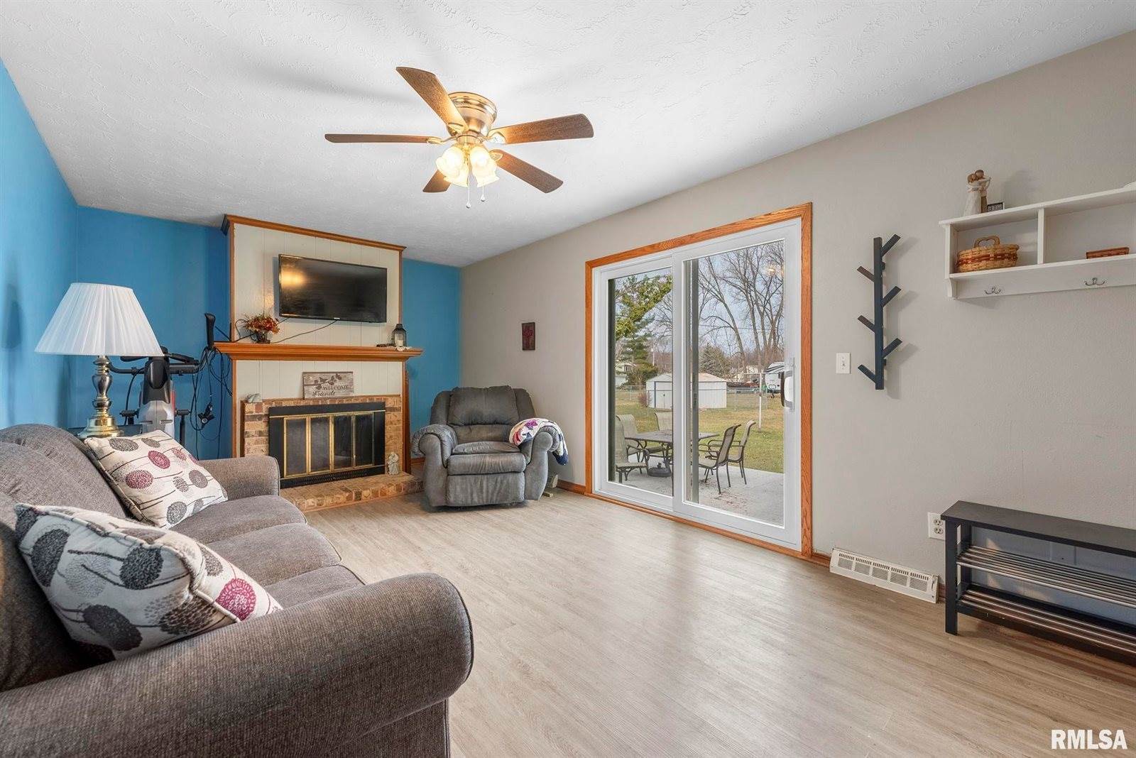 14 Crestview Drive, Geneseo, IL 61254