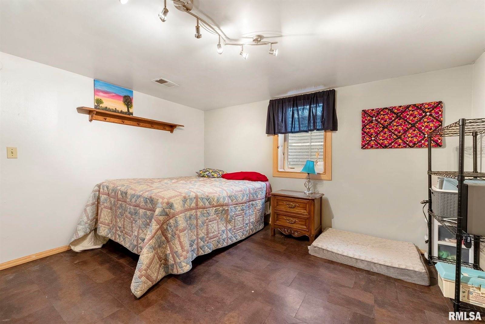 14 Crestview Drive, Geneseo, IL 61254