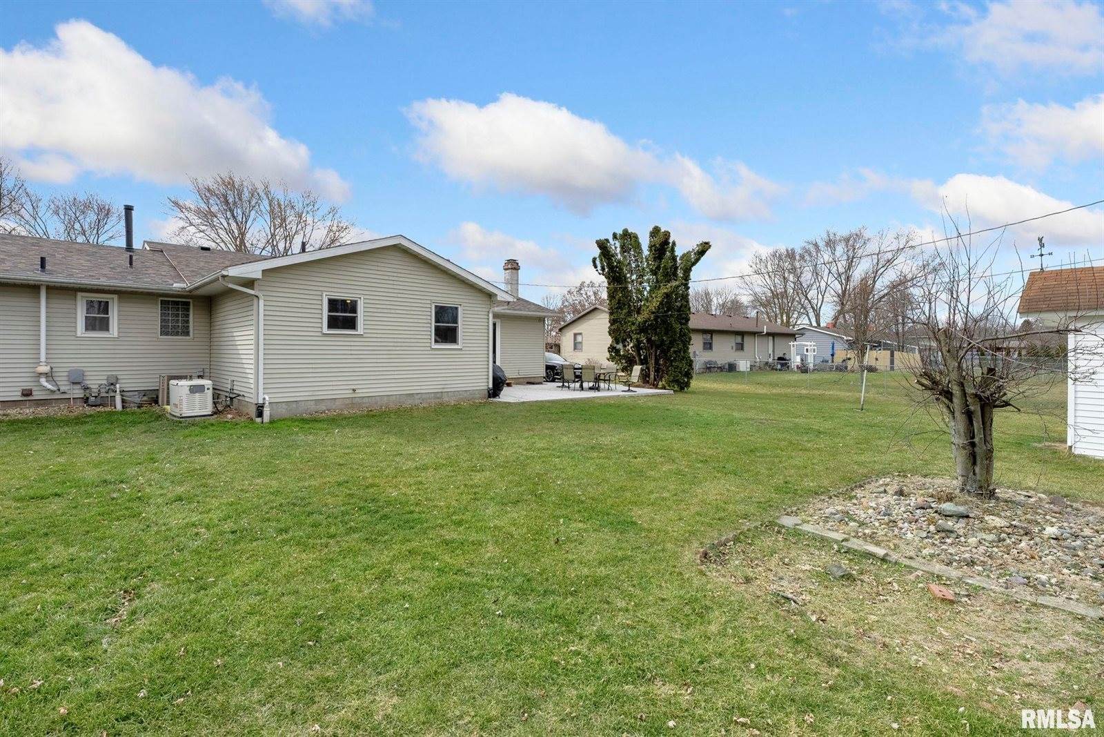 14 Crestview Drive, Geneseo, IL 61254