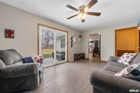 14 Crestview Drive, Geneseo, IL 61254