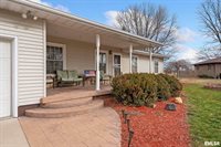 14 Crestview Drive, Geneseo, IL 61254