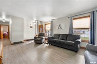 14 Crestview Drive, Geneseo, IL 61254