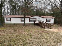 315 Krobot Ln, Texarkana, TX 75501