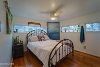 162 Johnson Rd, Oak Ridge, TN 37830