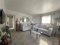 5123 Argonne Street, Trenton, MI 48183