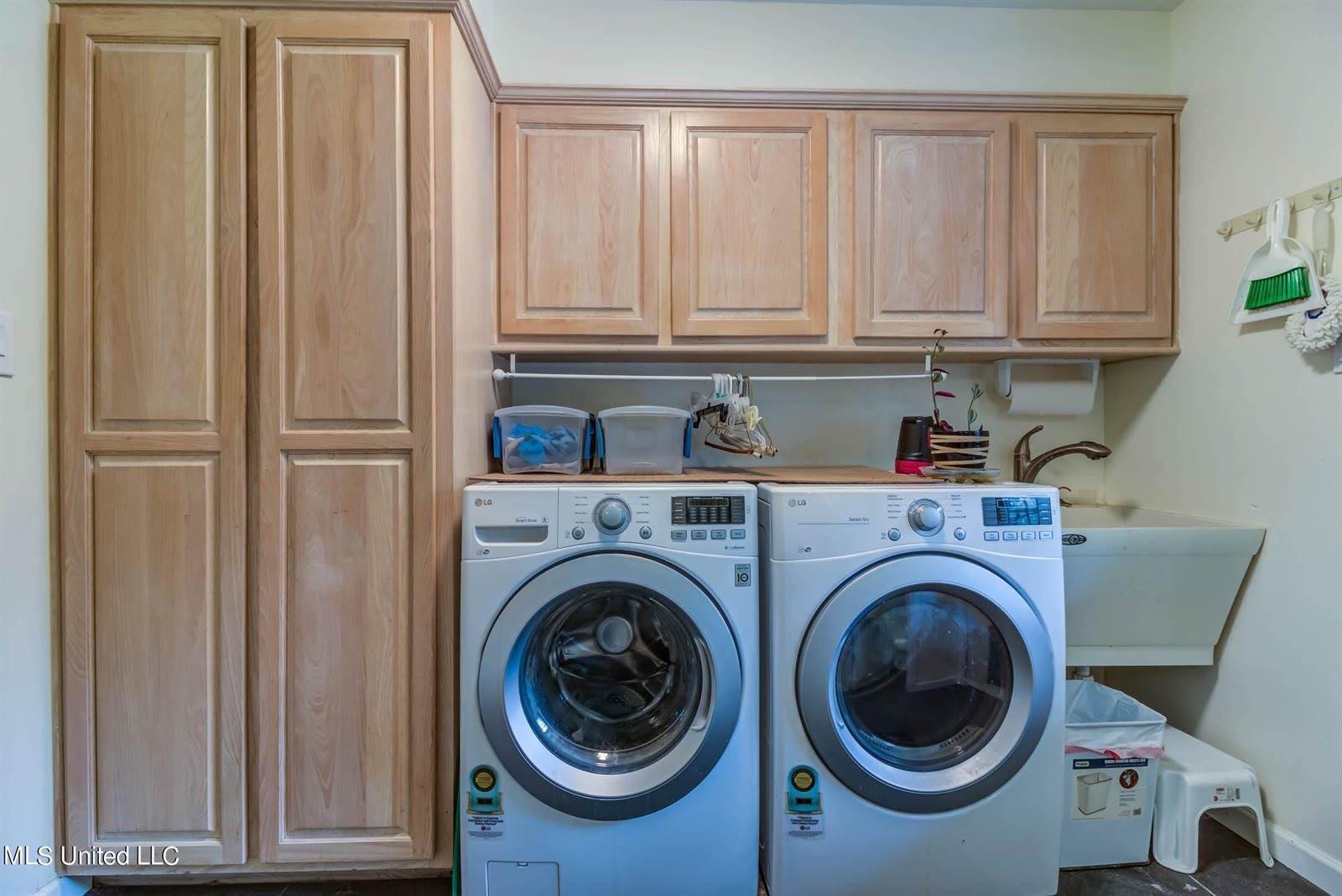 530 Mockingbird Drive, Long Beach, MS 39560