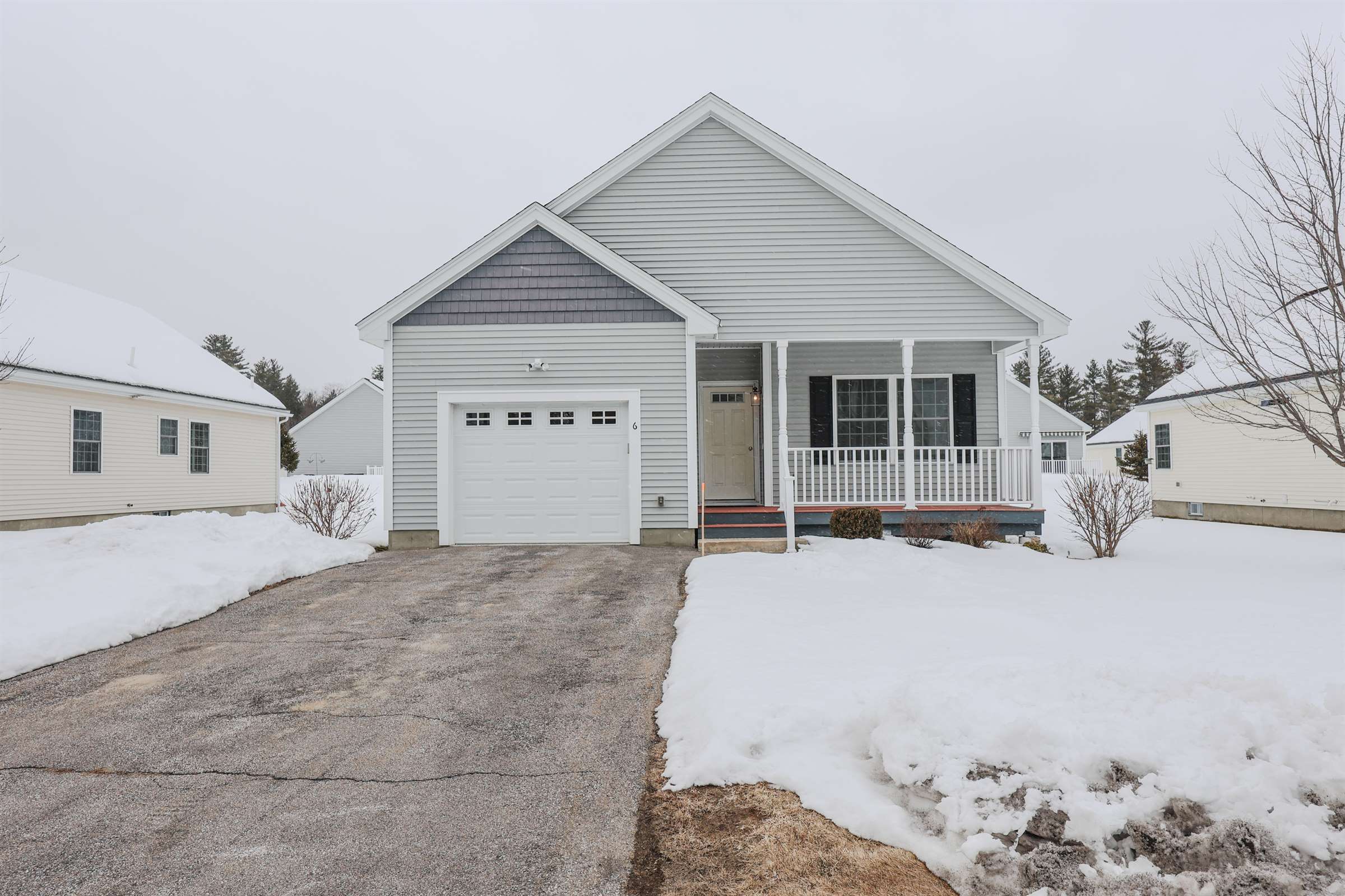 6 Richmond Dr, Concord, NH 03303