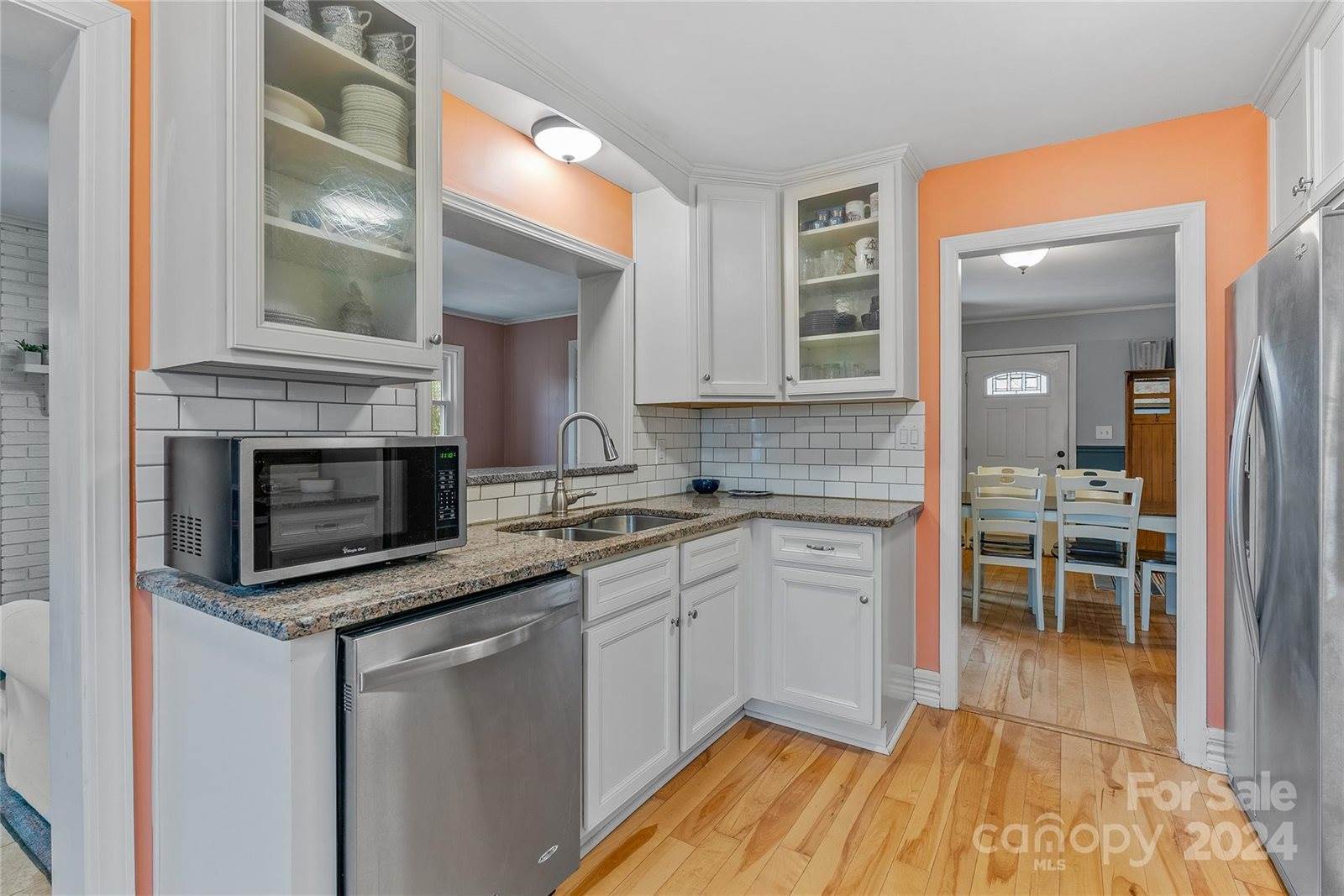 700 Jupiter Road, Weaverville, NC 28787