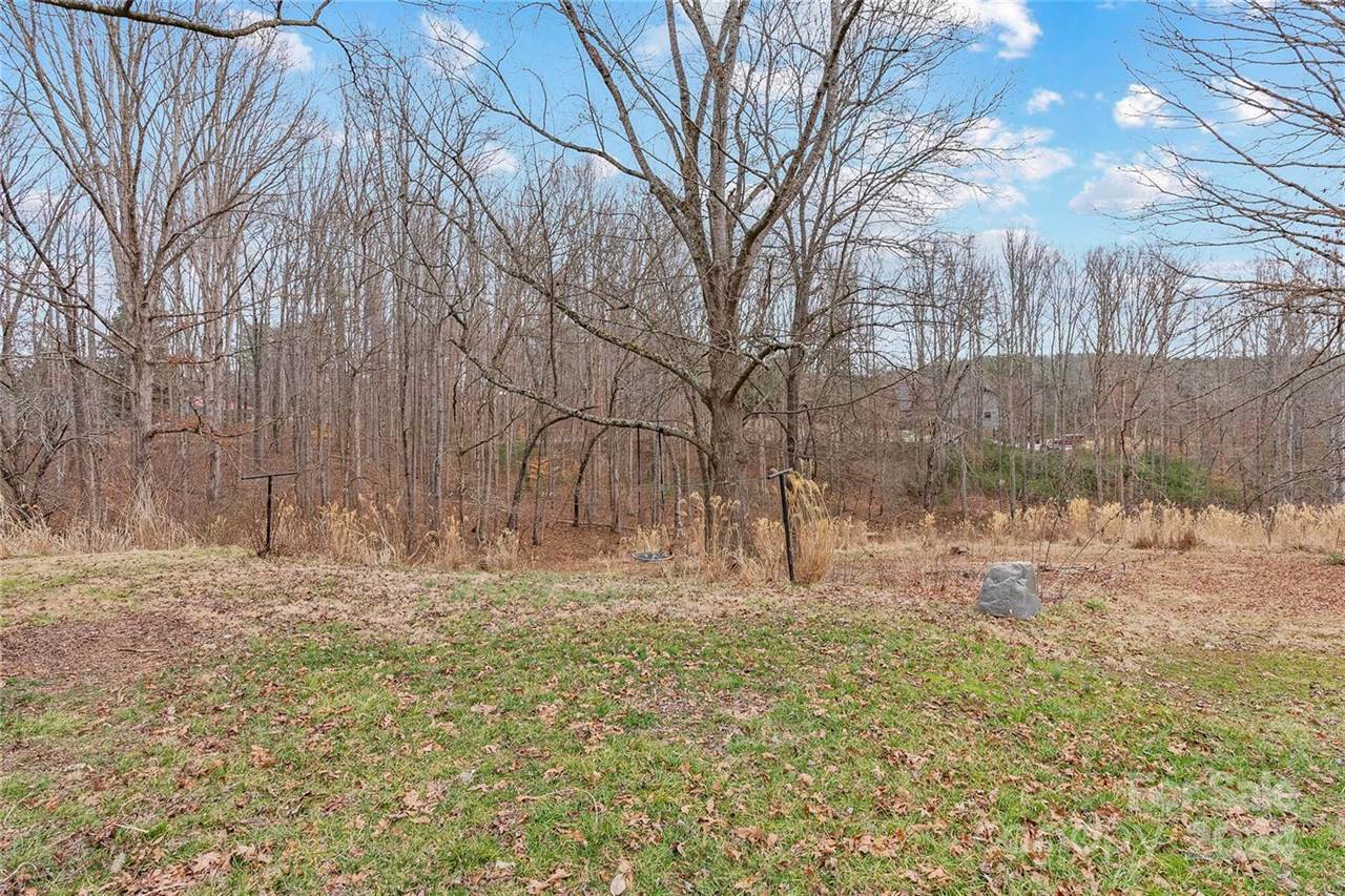 700 Jupiter Road, Weaverville, NC 28787