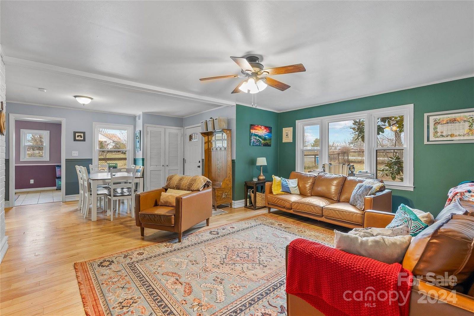 700 Jupiter Road, Weaverville, NC 28787