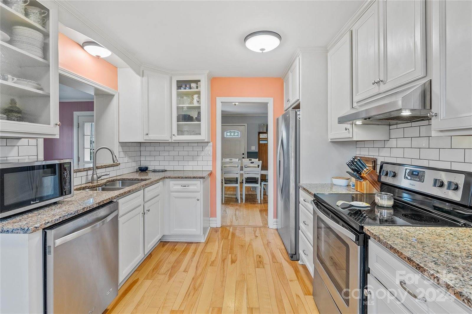 700 Jupiter Road, Weaverville, NC 28787