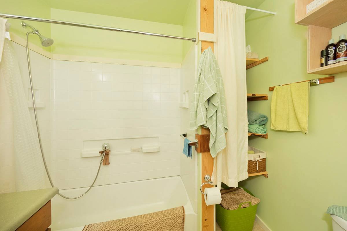 18-2274 Laulea Rd, Volcano, HI 96785