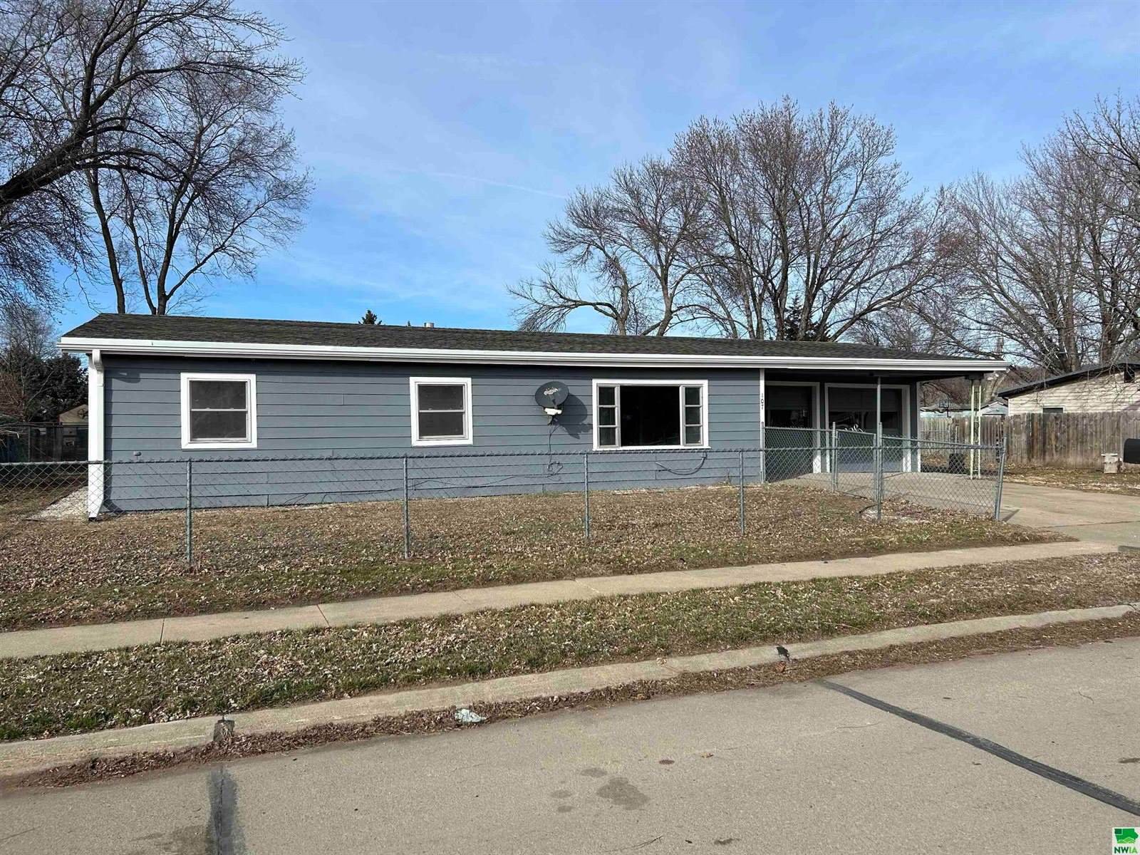 107 Delier St., No. Sioux City, SD 57049