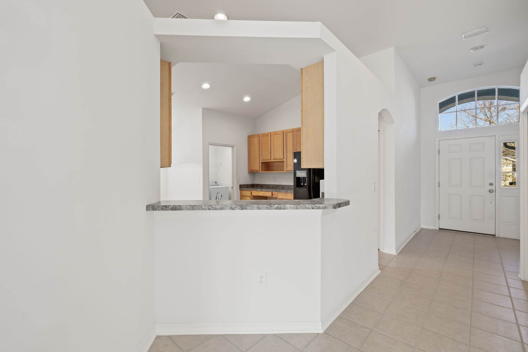 6823 Runner Oak Dr, Wesley Chapel, FL 33545