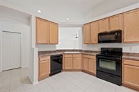 6823 Runner Oak Dr, Wesley Chapel, FL 33545