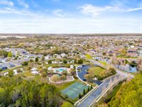 6823 Runner Oak Dr, Wesley Chapel, FL 33545