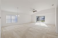 6823 Runner Oak Dr, Wesley Chapel, FL 33545