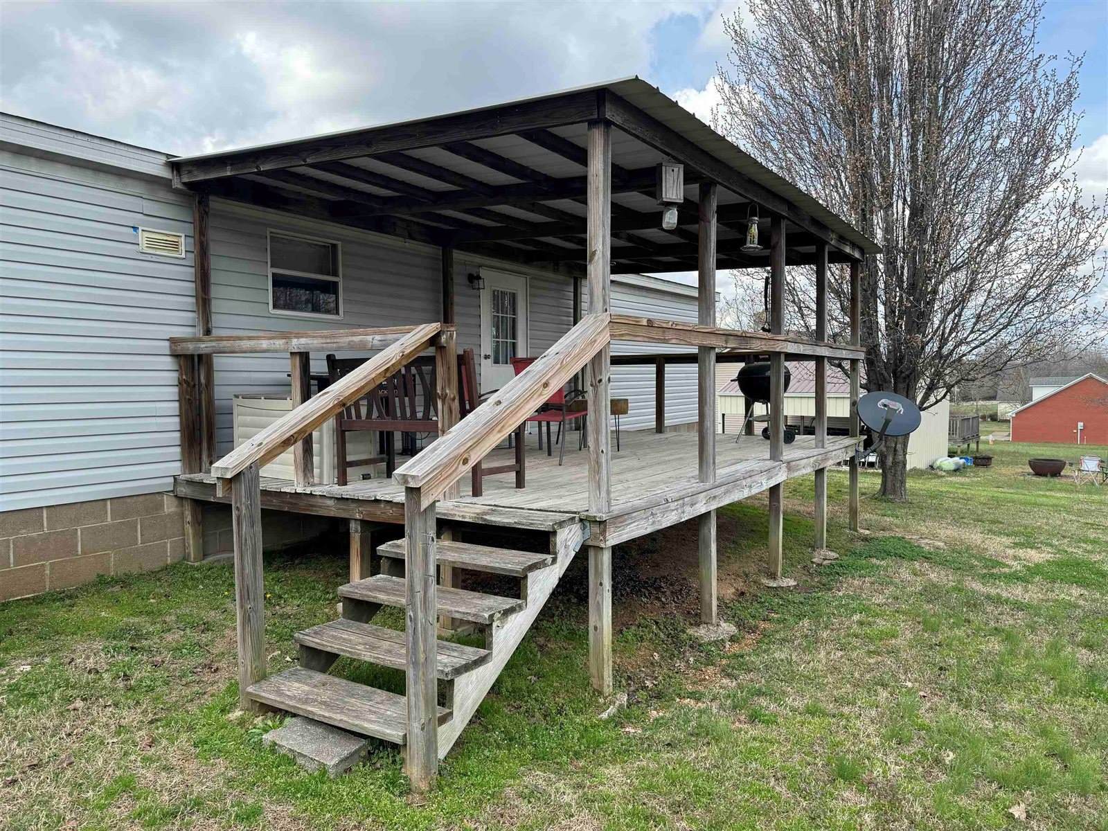 150 Bray Rd, Beech Bluff, TN 38313