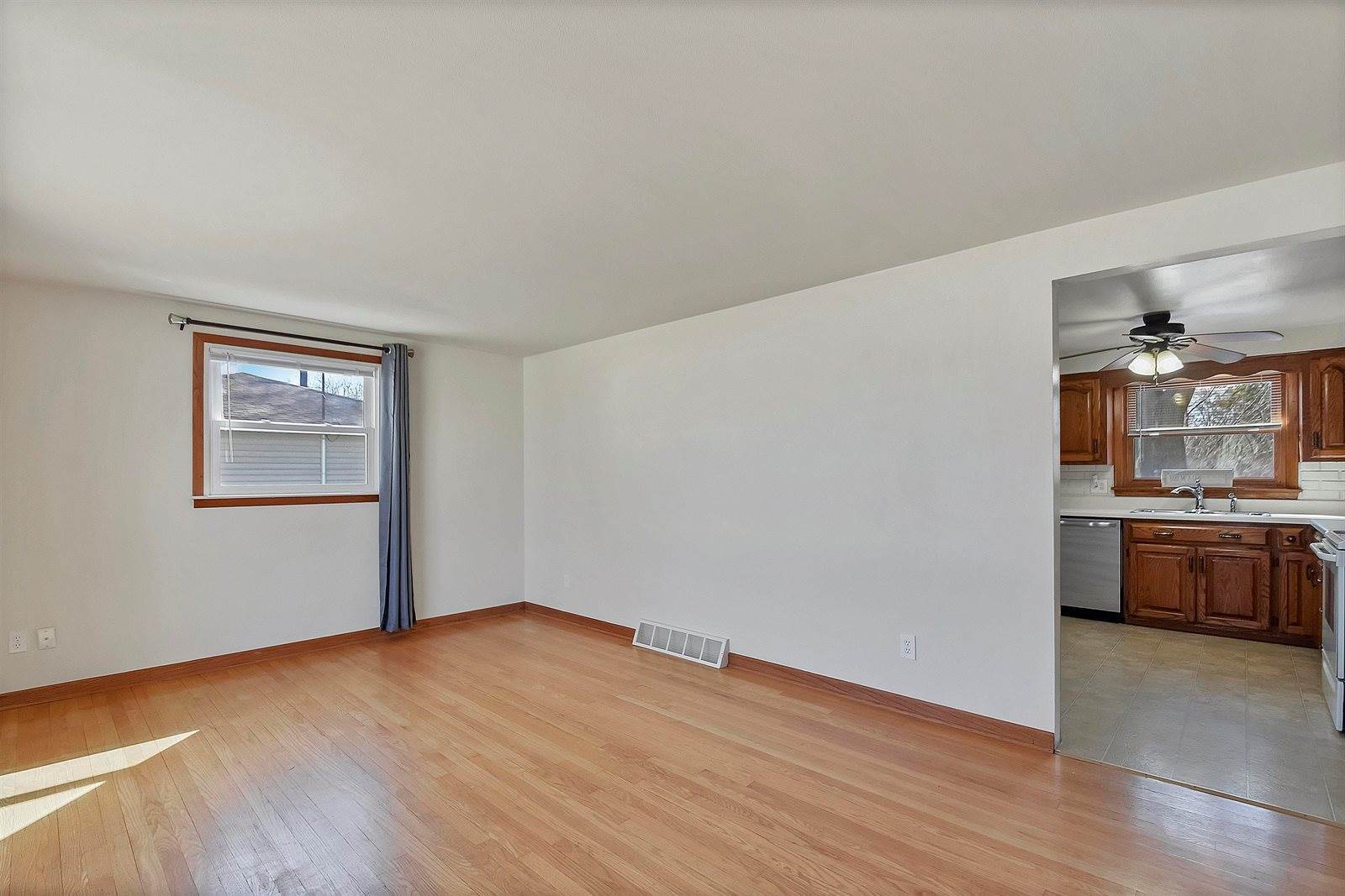 1313 San Jose Place, Green Bay, WI 54303