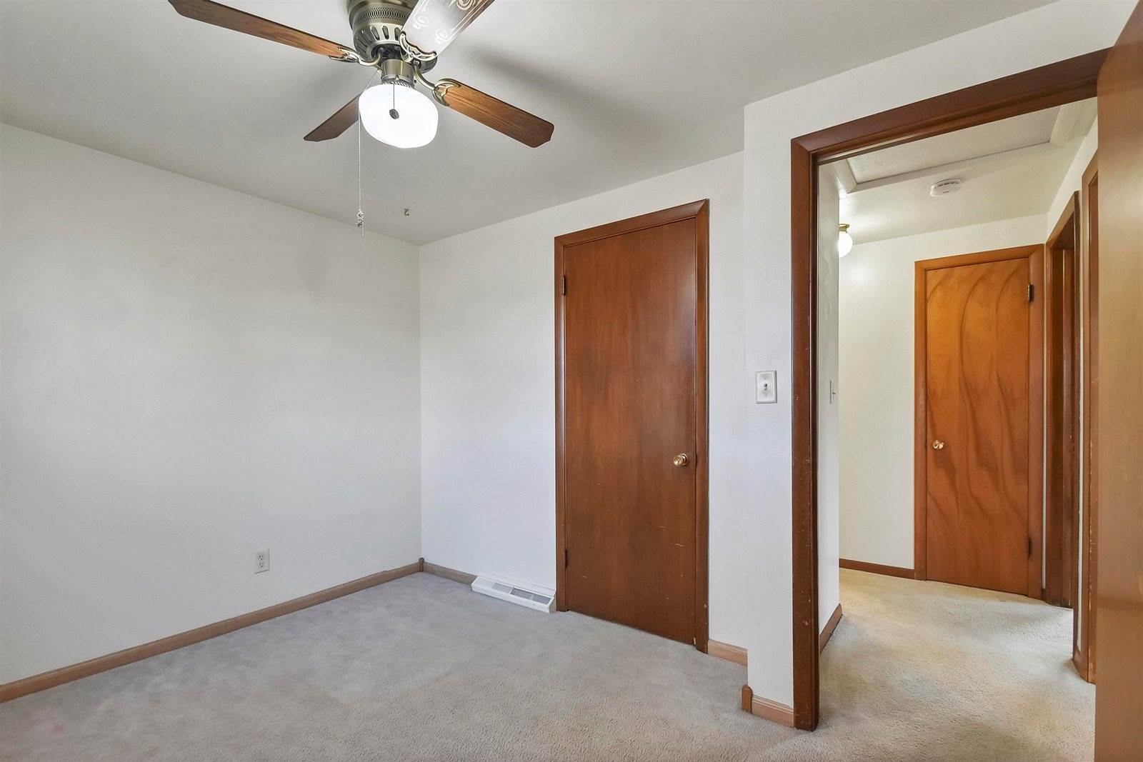 1313 San Jose Place, Green Bay, WI 54303