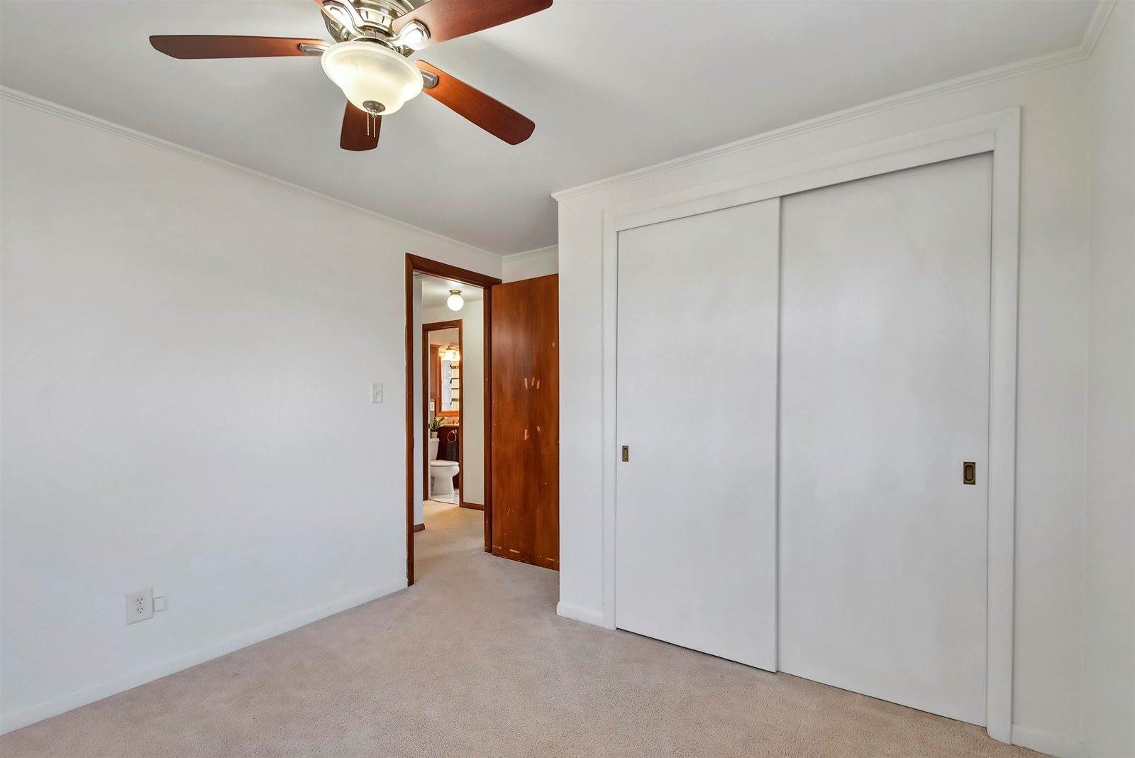 1313 San Jose Place, Green Bay, WI 54303