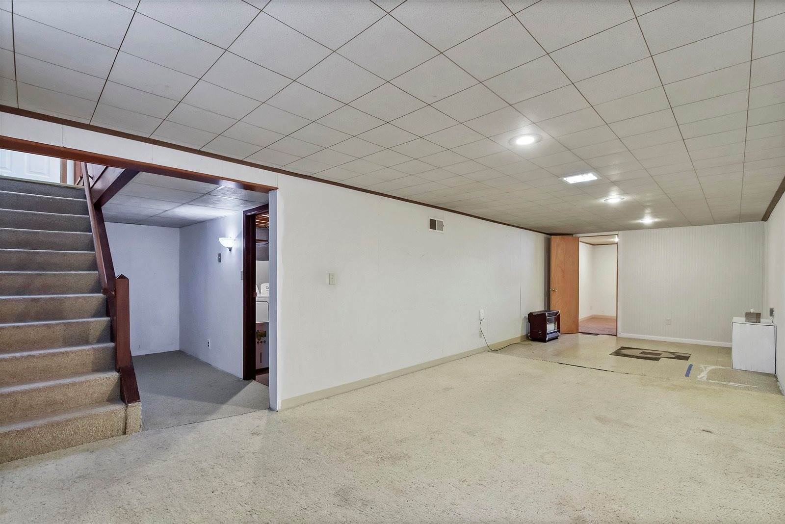 1313 San Jose Place, Green Bay, WI 54303