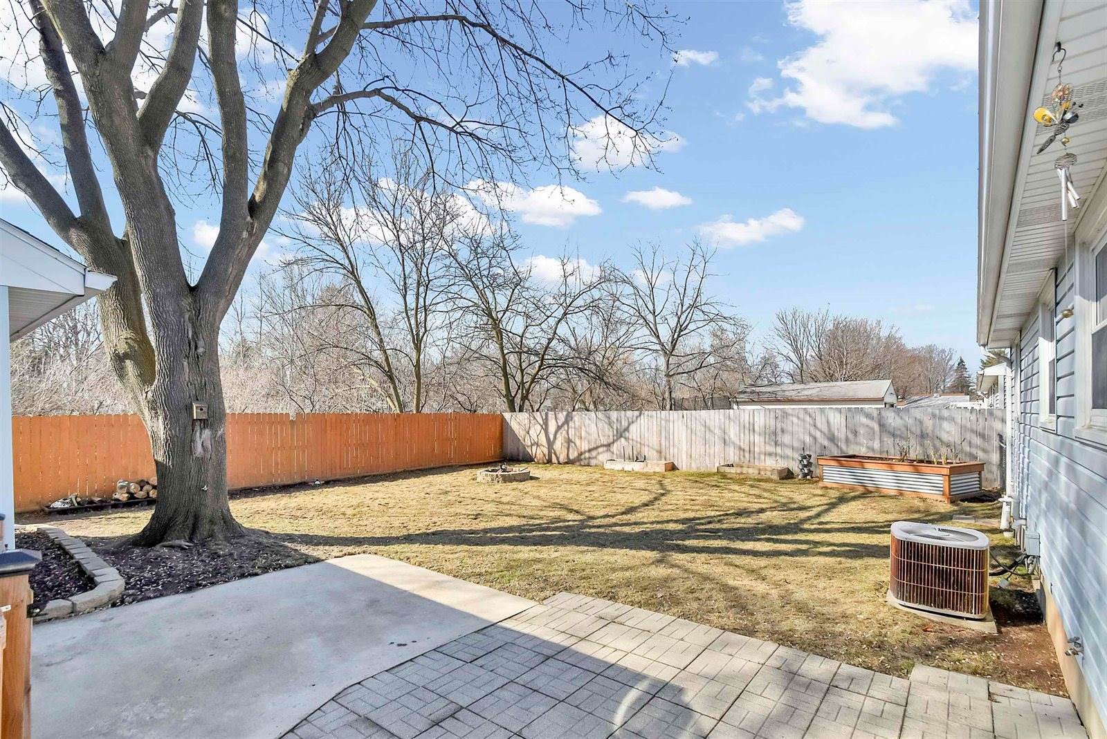 1313 San Jose Place, Green Bay, WI 54303