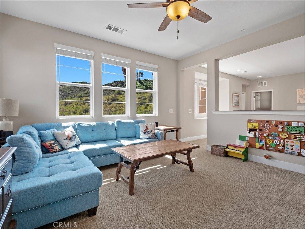 18887 Alder Crest Court, Canyon Country, CA 91387