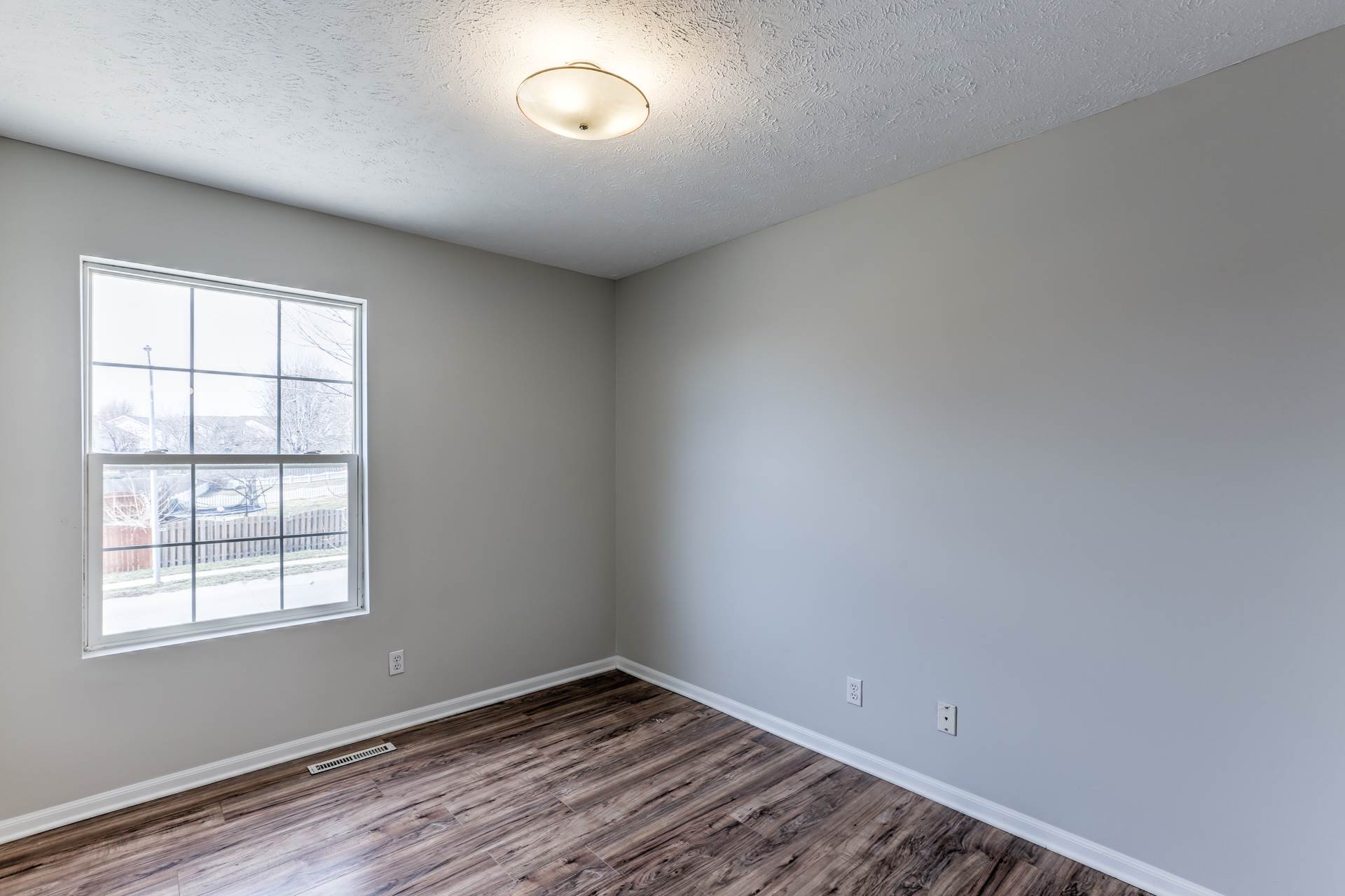 7121 So 177 St, Omaha, NE 68136