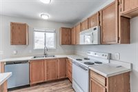 7121 So 177 St, Omaha, NE 68136