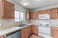 7121 So 177 St, Omaha, NE 68136