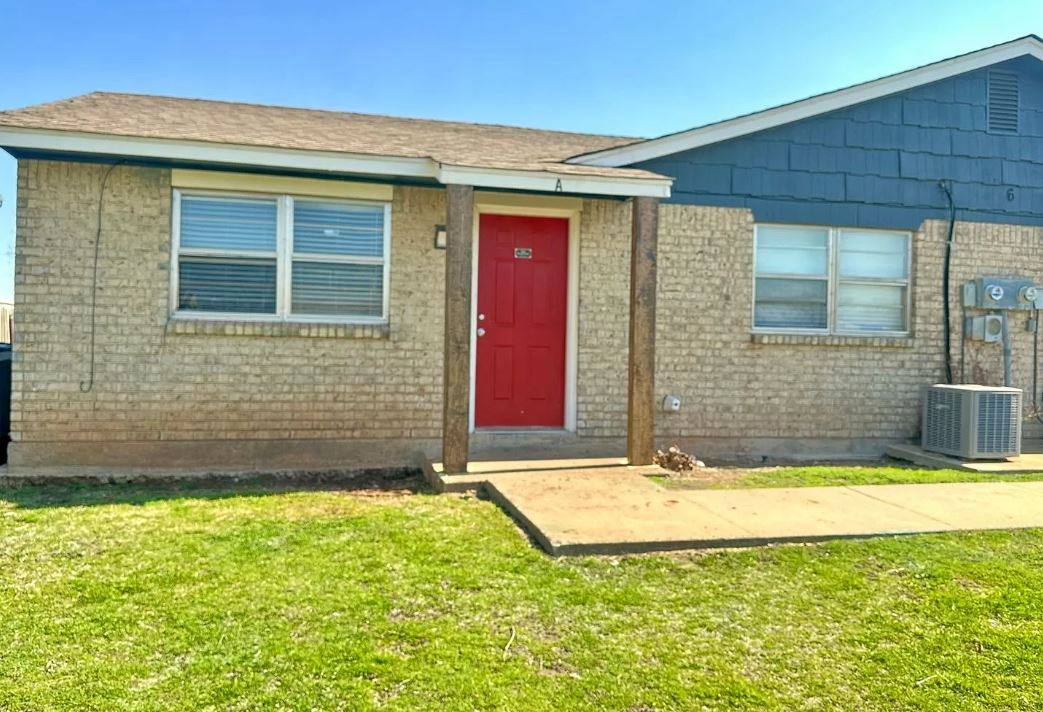 10 SW 69th St, Lawton, OK 73505